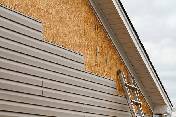 24/7 Emergency Siding Repair experts in Bridgeport, CT